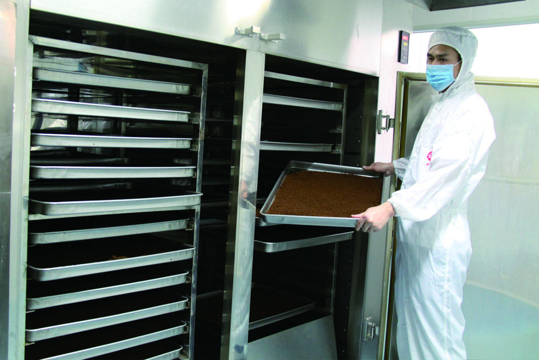 孢子粉干燥|仙客來靈芝|中國靈芝十大品牌|中國馳名商標|中國首家靈芝全產(chǎn)業(yè)鏈可視工廠 孢子粉干燥|仙客來靈芝|中國靈芝十大品牌|中國馳名商標|中國首家靈芝全產(chǎn)業(yè)鏈可視工廠