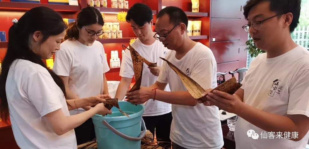 杭州亞運會官方靈芝產(chǎn)品供應商|杭州亞運會官方供應商|中國靈芝十大品牌|仙客來靈芝|仙客來靈芝破壁孢子粉|仙客來孢子油|仙客來靈芝飲片|仙客來破壁孢子粉|靈芝孢子油|孢子粉|靈芝破壁孢子粉|靈芝|中華老字號 杭州亞運會官方靈芝產(chǎn)品供應商|杭州亞運會官方供應商|中國靈芝十大品牌|仙客來靈芝|仙客來靈芝破壁孢子粉|仙客來孢子油|仙客來靈芝飲片|仙客來破壁孢子粉|靈芝孢子油|孢子粉|靈芝破壁孢子粉|靈芝|中華老字號