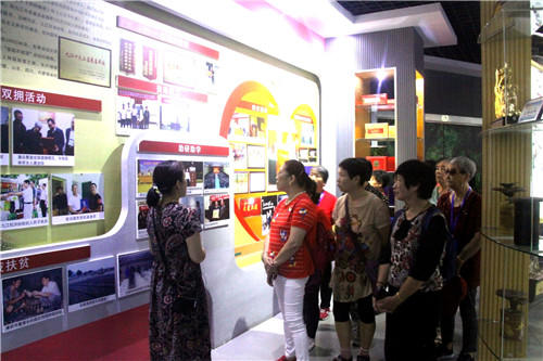 1568098055549139.jpg 杭州亞運(yùn)會(huì)官方靈芝產(chǎn)品供應(yīng)商|杭州亞運(yùn)會(huì)官方供應(yīng)商|中國靈芝十大品牌|仙客來靈芝|仙客來靈芝破壁孢子粉|仙客來孢子油|仙客來靈芝飲片|仙客來破壁孢子粉|靈芝孢子油|孢子粉|靈芝破壁孢子粉|靈芝|中華老字號(hào)