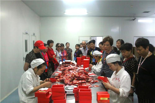 1568098175573752.jpg 杭州亞運(yùn)會(huì)官方靈芝產(chǎn)品供應(yīng)商|杭州亞運(yùn)會(huì)官方供應(yīng)商|中國靈芝十大品牌|仙客來靈芝|仙客來靈芝破壁孢子粉|仙客來孢子油|仙客來靈芝飲片|仙客來破壁孢子粉|靈芝孢子油|孢子粉|靈芝破壁孢子粉|靈芝|中華老字號(hào)