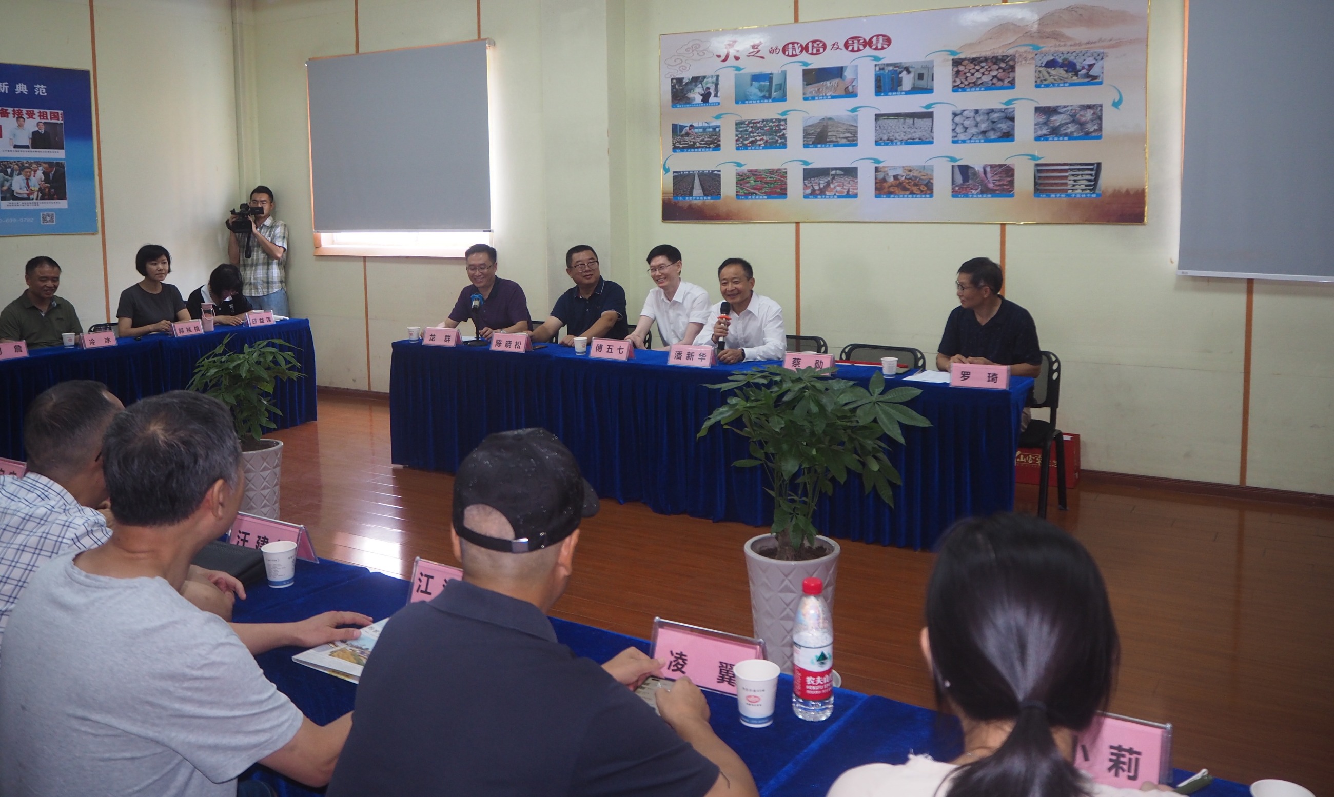 杭州亞運(yùn)會(huì)官方靈芝產(chǎn)品供應(yīng)商|杭州亞運(yùn)會(huì)官方供應(yīng)商|中國(guó)靈芝十大品牌|仙客來靈芝|仙客來靈芝破壁孢子粉|仙客來孢子油|仙客來靈芝飲片|仙客來破壁孢子粉|靈芝孢子油|孢子粉|靈芝破壁孢子粉|靈芝|中華老字號(hào)