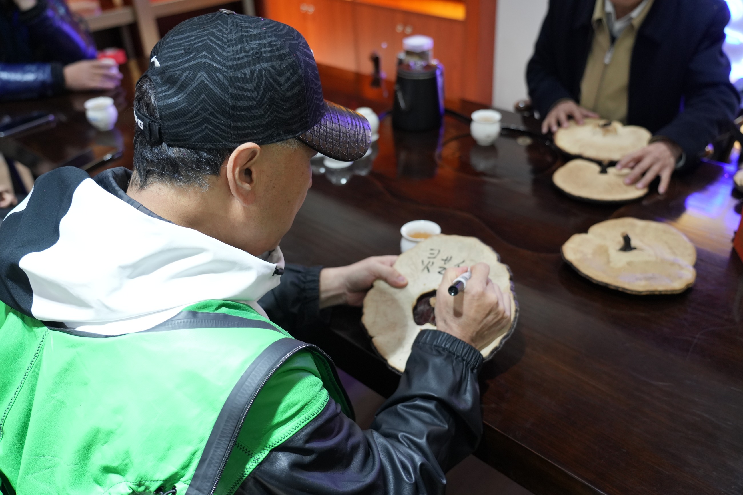 杭州亞運會官方靈芝產(chǎn)品供應(yīng)商|杭州亞運會官方供應(yīng)商|中國靈芝十大品牌|仙客來靈芝|仙客來靈芝破壁孢子粉|仙客來孢子油|仙客來靈芝飲片|仙客來破壁孢子粉|靈芝孢子油|孢子粉|靈芝破壁孢子粉|靈芝|中華老字號