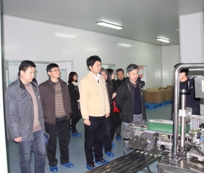 食藥監(jiān)管國(guó)家總局及省、市、縣局領(lǐng)導(dǎo)蒞臨仙客來調(diào)研