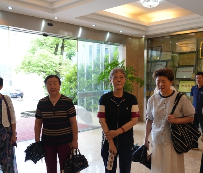 九江市女子網(wǎng)協(xié)黨支部到仙客來(lái)開(kāi)展“感悟科技興農(nóng) 踐行初心使命”主題黨日活動(dòng)